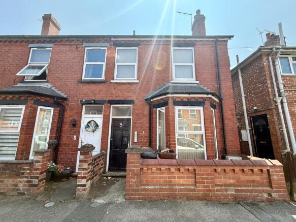 4 bed property, in Vere Street, £199,950