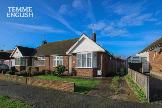 3 bed property, in Popes Crescent, £340,000