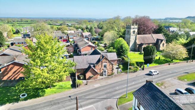 5 bed property, in Newport Road, £375,000