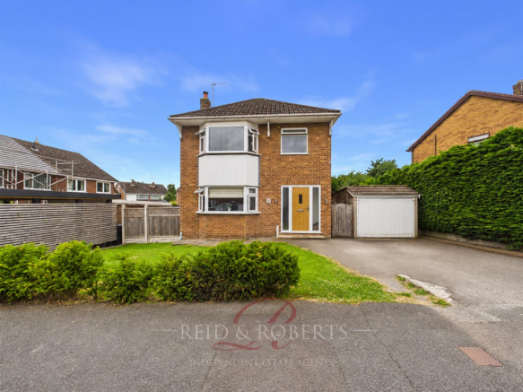 3 bed property, in Hafod Park, £300,000