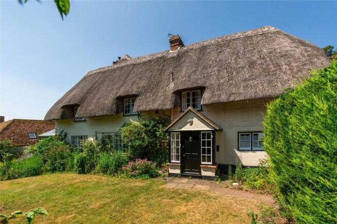4 bed property, in Albury, £750,000
