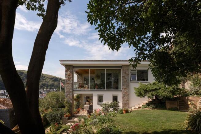 6 bed property, in Crosstrees Beacon Road, £1,750,000