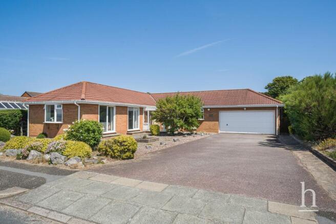 3 bed property, in Macdona Drive, £900,000