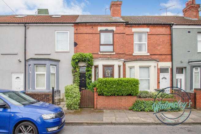 2 bed property, in Dorset Road, £165,000