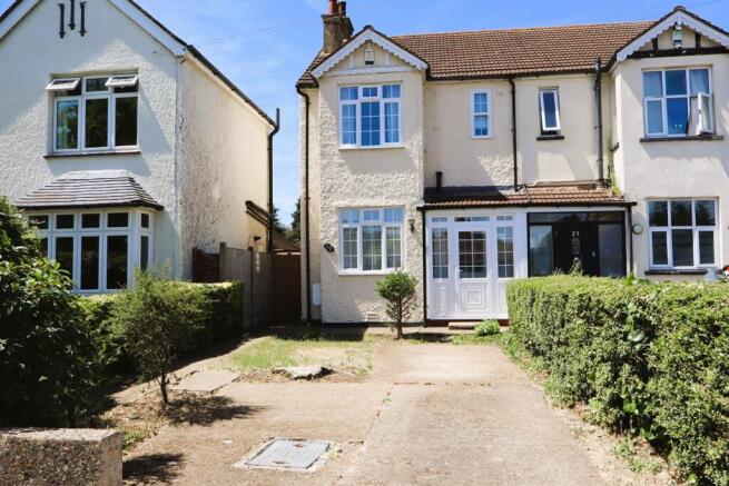 3 bed property, in Windsor Avenue, £399,995