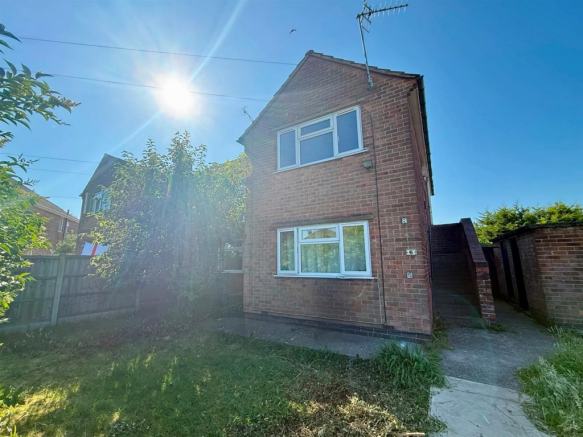 2 bed property, in Morven Road, £84,995