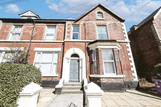 5 bed property, in Rufford Road, £275,000