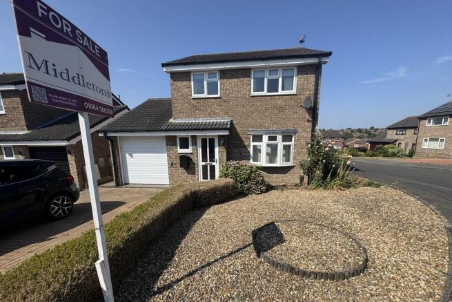 3 bed property, in Shelley Avenue, £295,000