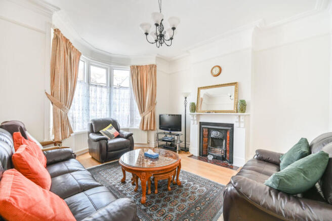 6 bed property, in Hanover Road, £1,550,000
