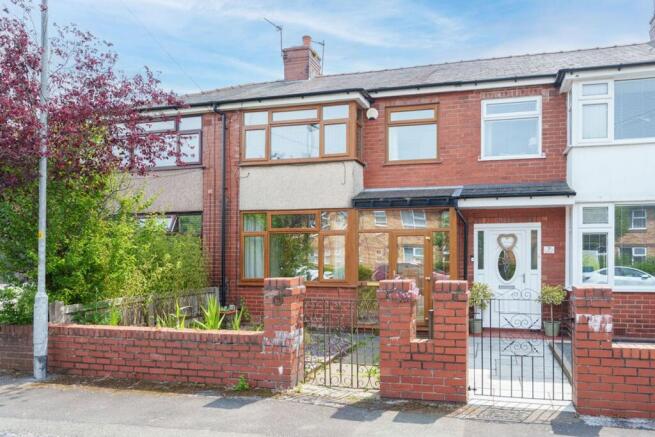 3 bed property, in Egerton Avenue, £225,000