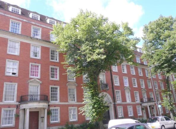 1 bed property, in Westgate Street, £75,000
