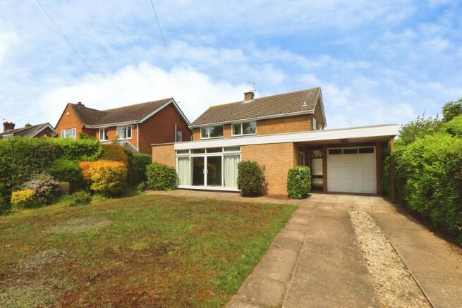 3 bed property, in Heighington Road, £550,000