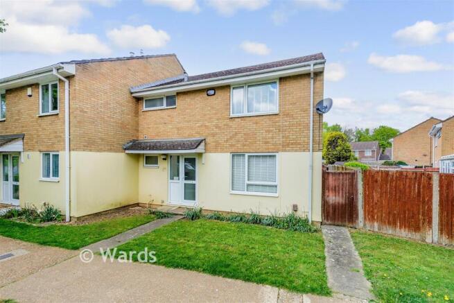 3 bed property, in Manor Forstal, £335,000