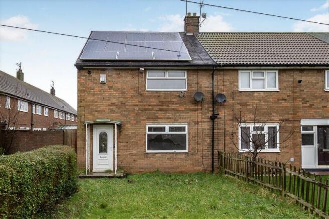 2 bed property, in Milford Grove, £95,000