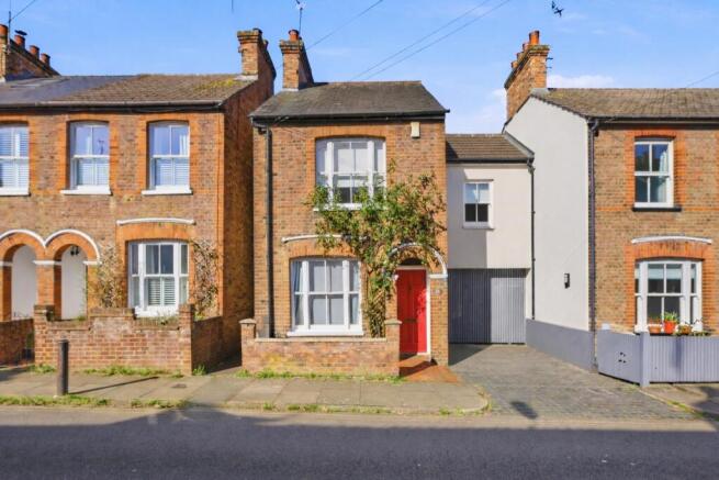 2 bed property, in Bernard Street, £700,000