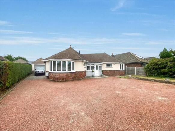 3 bed property, in Frinton Road, £560,000