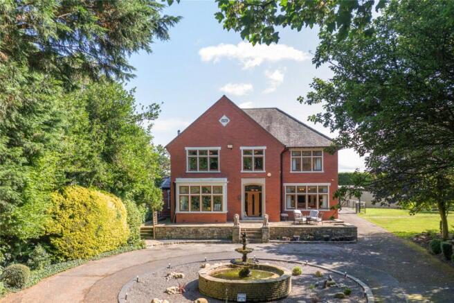 4 bed property, in Bull Park Lane, £1,195,000