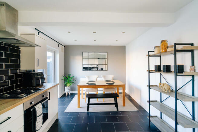 4 bed property, in Bristol BS10, £357,700