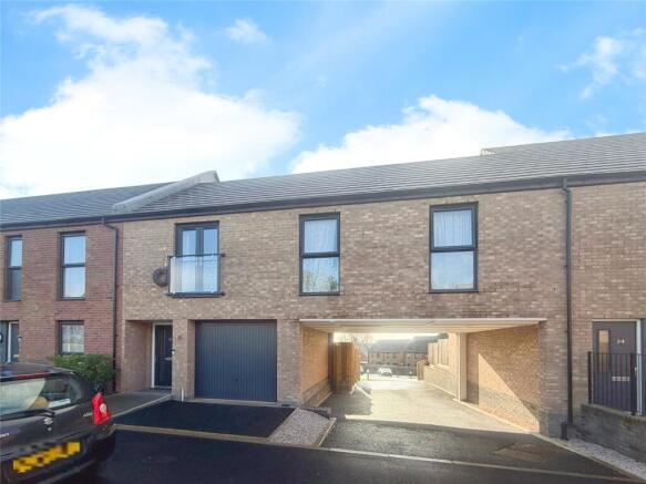 2 bed property, in Quarry Heights, £290,000