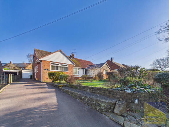 2 bed property, in Hillside, £260,000