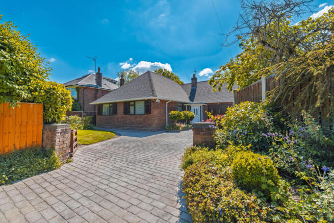 4 bed property, in Smithy Lane, £500,000