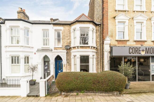 4 bed property, in Abbeville Road, £1,250,000