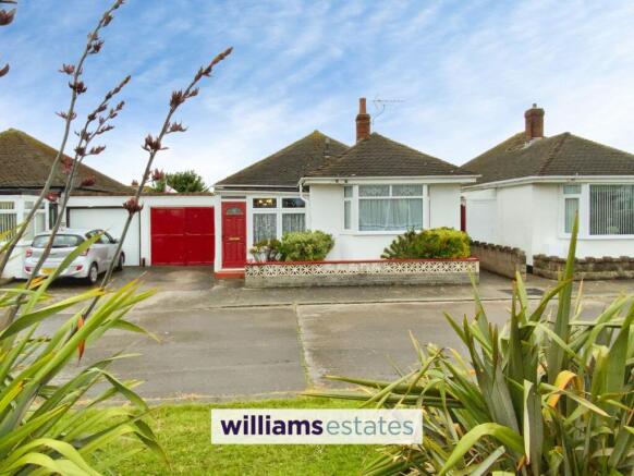 2 bed property, in Foryd Road, £195,000