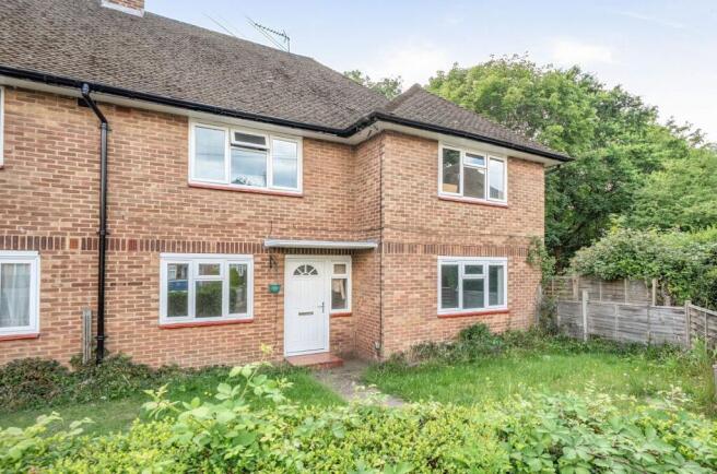 2 bed property, in Collier Close, £300,000