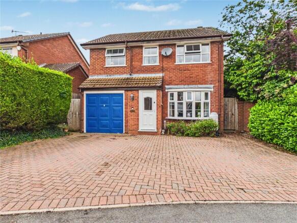 4 bed property, in Lahn Drive, £350,000