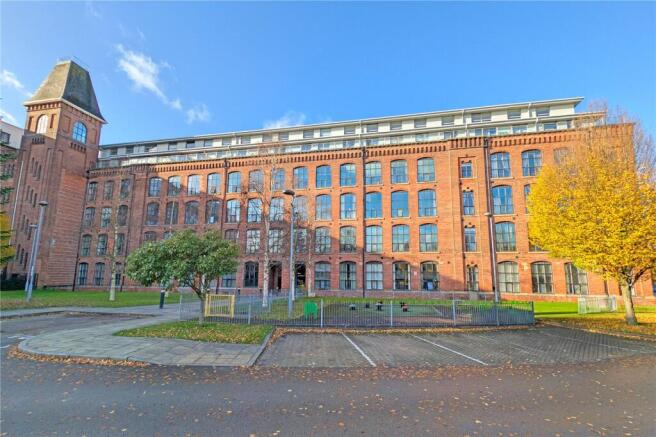 1 bed property, in Victoria Mill, £130,000