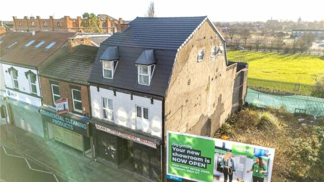 Studio, in Cleethorpe Road, £170,000