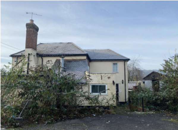 Studio, in Loudwater, £650,000