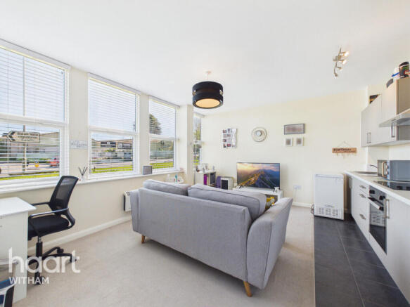 1 bed property, in Crittall Road, £110,000
