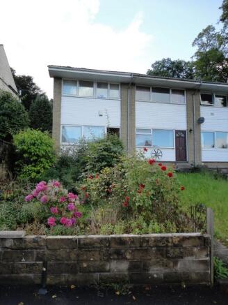 2 bed property, in 188 Meltham Road, £90,000