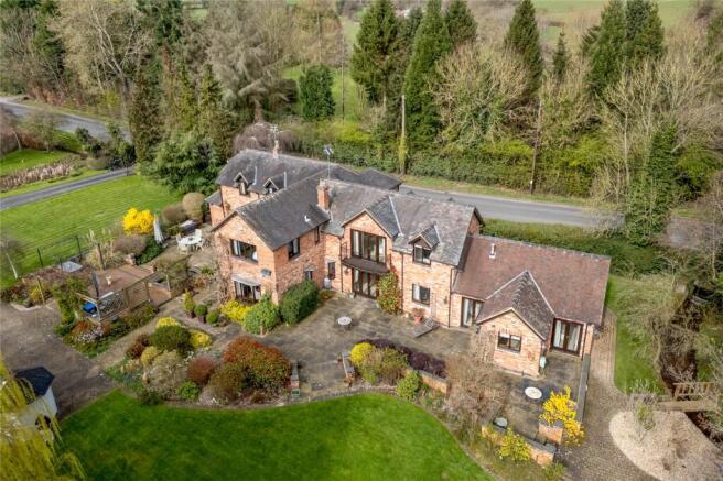 6 bed property, in Sandiways, £1,350,000
