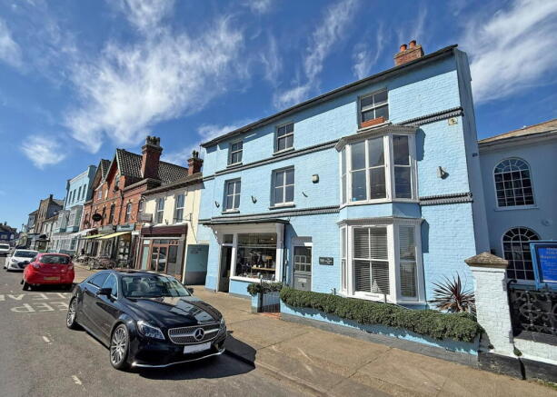 3 bed property, in Aldeburgh, £285,000