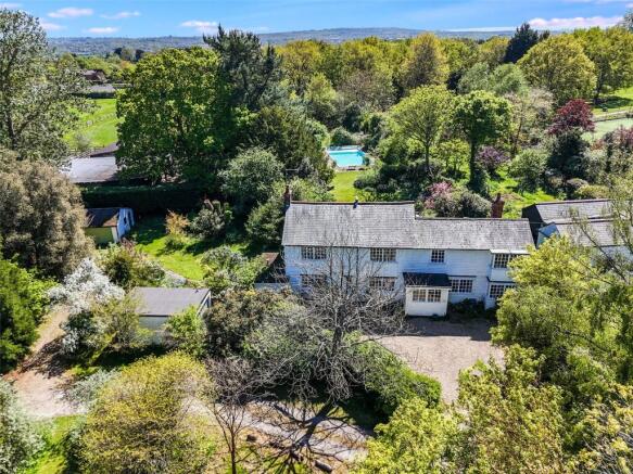 5 bed property, in Laindon Common Road, £1,100,000