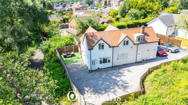 2 bed property, in Foxglove Drive, £260,000