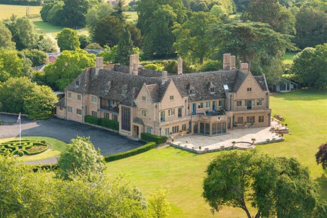 18 bed property, in Edstone Hall, £6,000,000