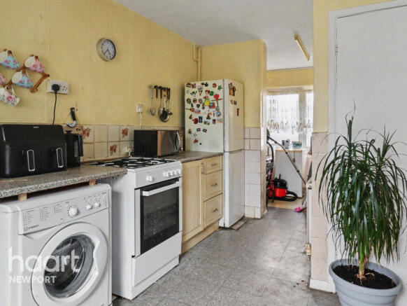 3 bed property, in John Bull Close, £160,000