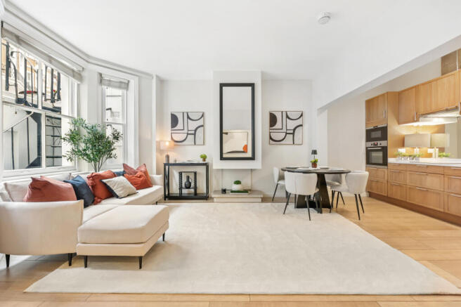 2 bed property, in Hogarth Road, £750,000