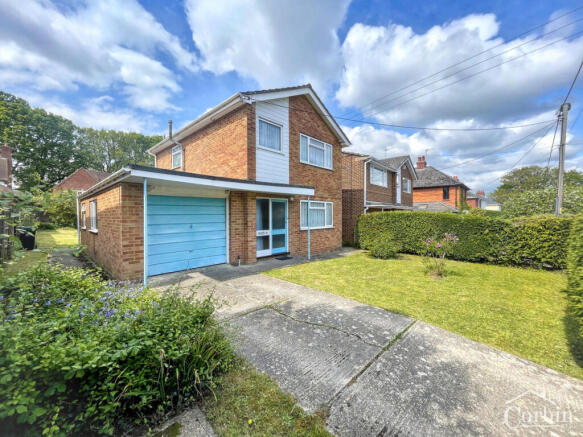 3 bed property, in Award Road, £500,000