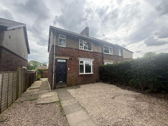 3 bed property, in Whiteley Avenue, £150,000