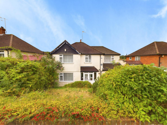 5 bed property, in Hyde Road, £675,000