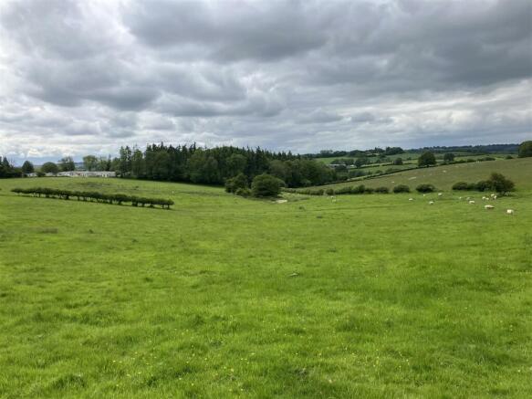 Land, in Tedstone Wafre, £500,000