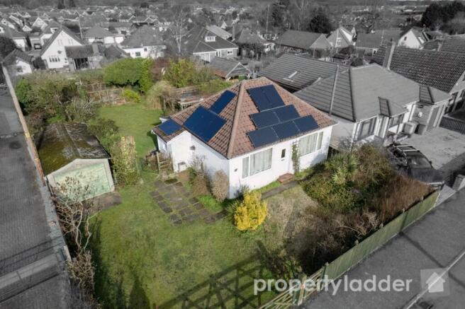 2 bed property, in Sydney Road, £270,000