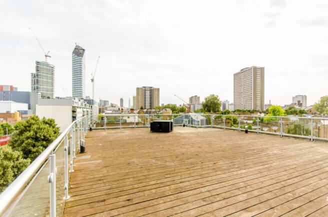 1 bed property, in Graham Street, £295,000