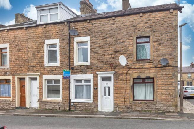 3 bed property, in Norfolk Street, £120,000