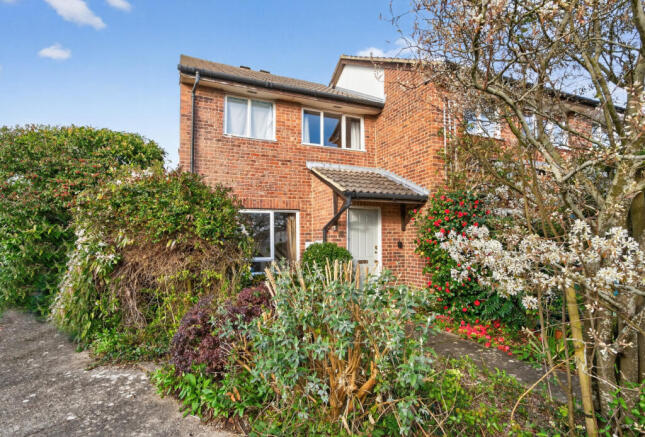 3 bed property, in Purcell Road, £425,000
