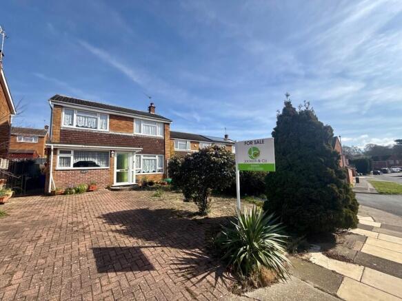Land, in Margate Road, £285,000